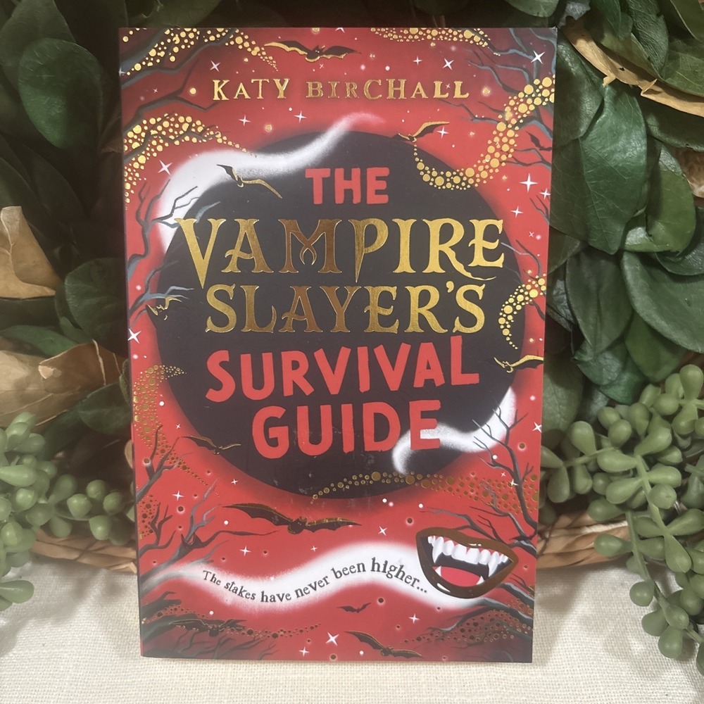 The Vampire Slayer's Survival Guide by Katy Birchall [Paperback] New Fantasy